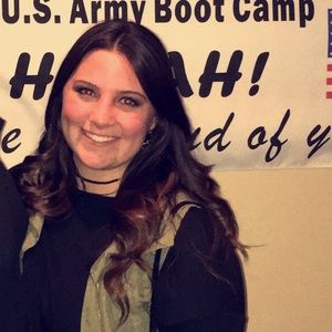 Meet your Posher, Abby